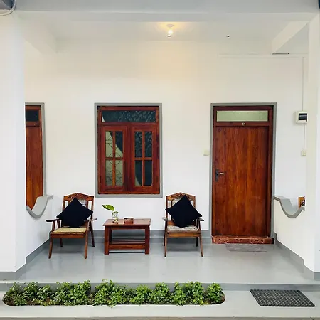 Zimbay Guest House Arugam Bay Exterior photo